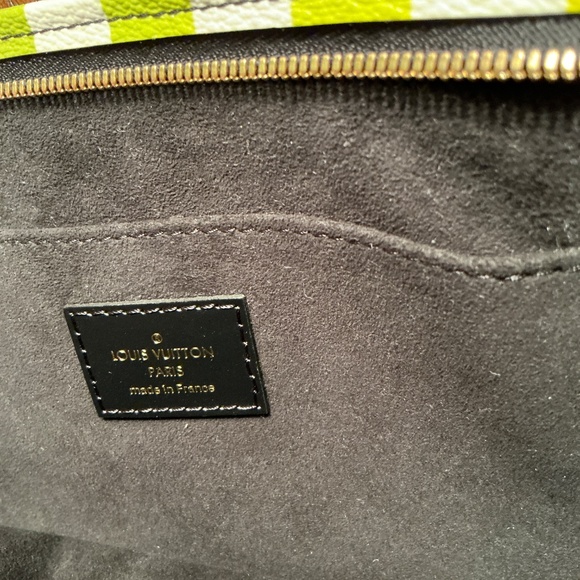 LOUIS VUITTON Canvas “Race Print” Poche Toilette 26 (NWOT) RARE - Picture 8 of 12